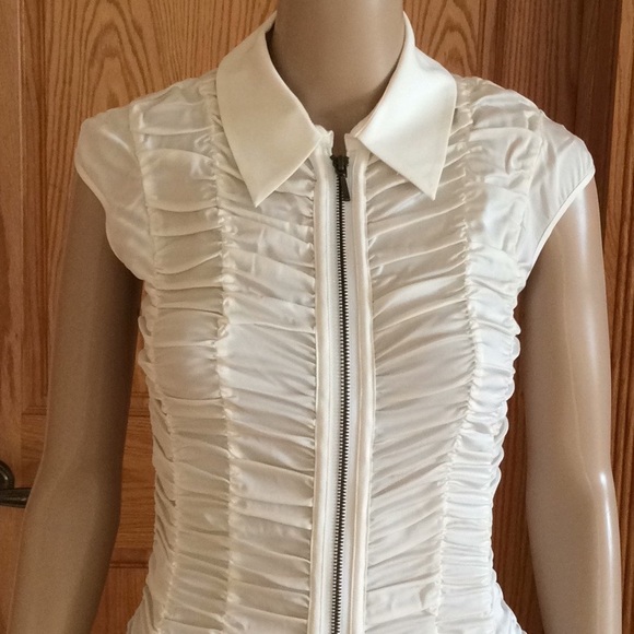 CATHERINE MALANDRINO Blouse. - Picture 5 of 8